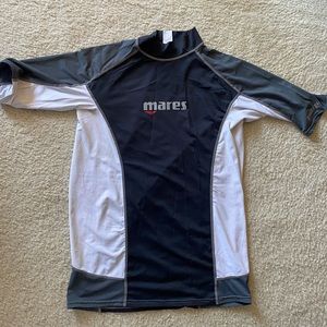 Mares rash guard